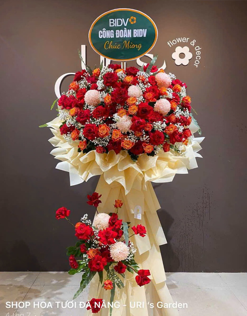 hoa-khai-truoc-2025-10