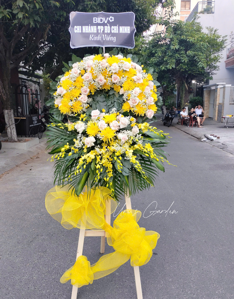 hoa-tang-mau-moi-2025-10